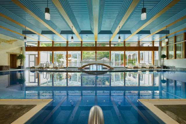 Piscina interior