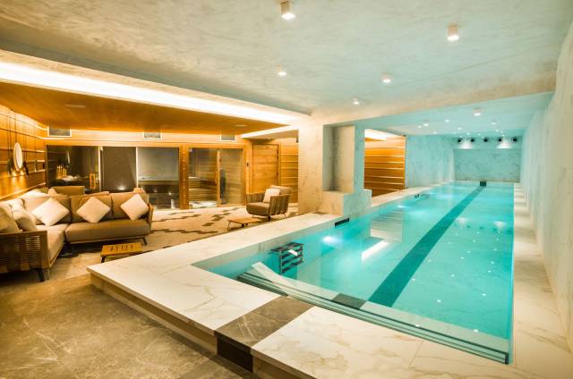 Piscina interior