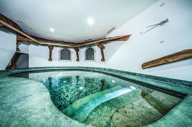 Piscina interior