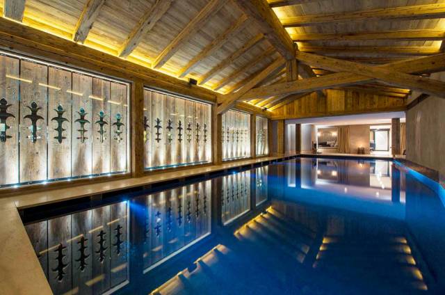Piscina interior