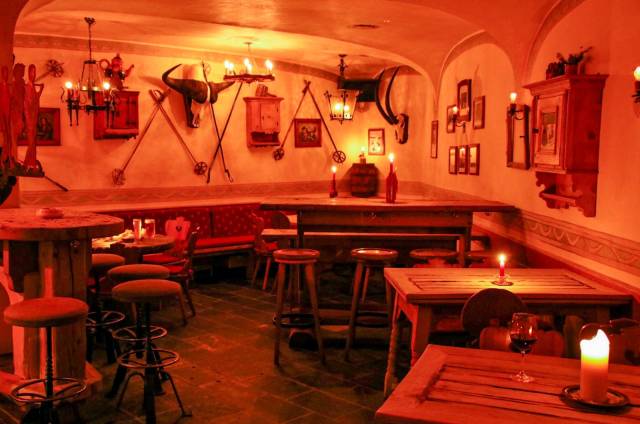 Bar Cava