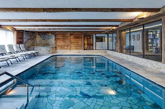 Piscina interior
