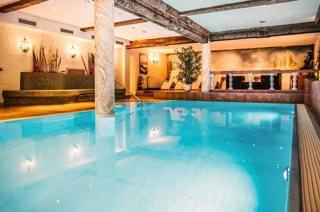 Piscina interior