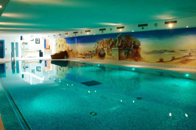 Piscina interior