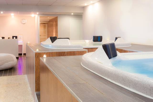 Jacuzzi