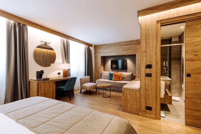 Junior Suite