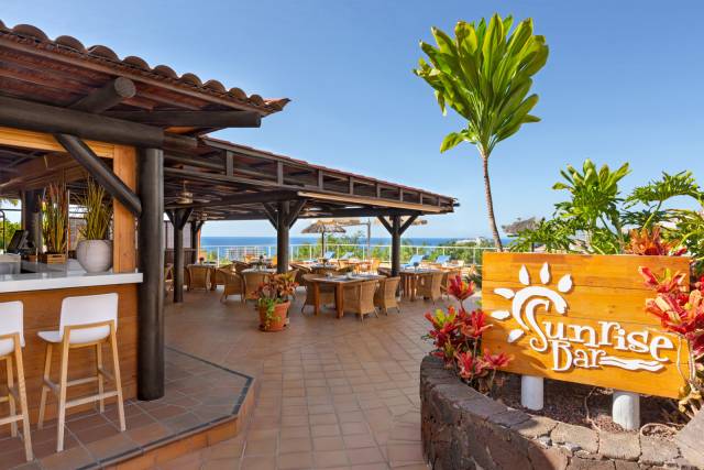 SUNRISE POOL BAR & RESTAURANT
