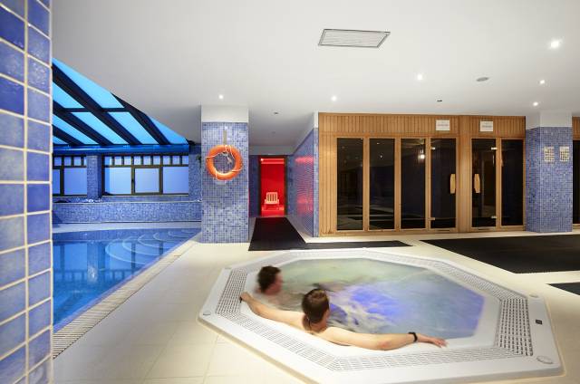 Jacuzzi