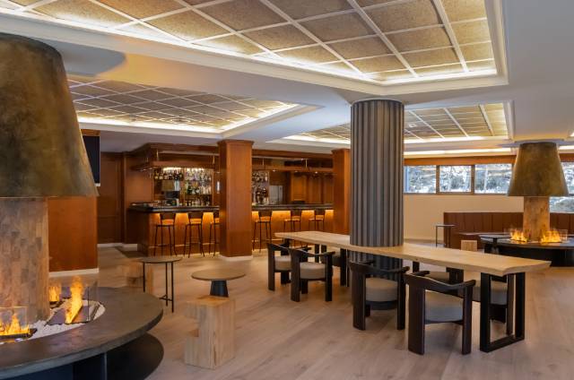Lounge Bar