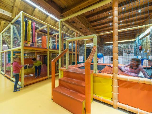 Kids Club