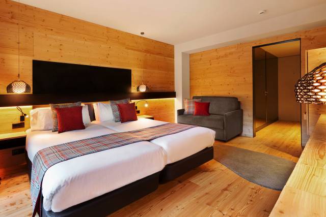 Quarto duplo premium 