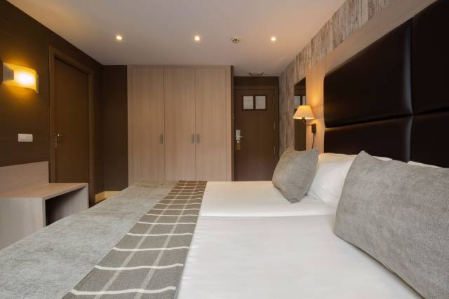 Quarto duplo