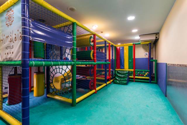 Kids Club