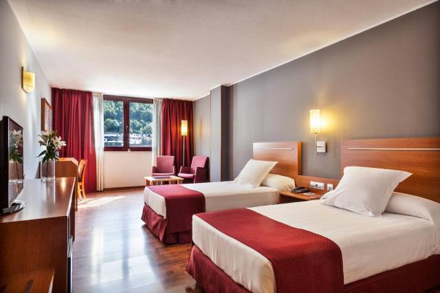 Quarto duplo		