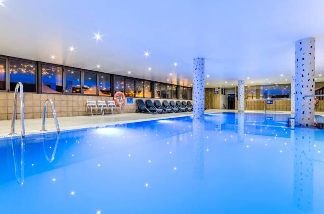 Piscina interior