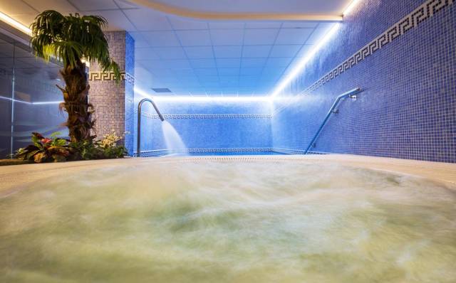 Jacuzzi