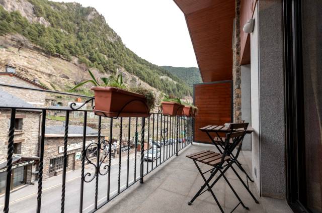  Apartamento T2 com varanda 6 pessoas