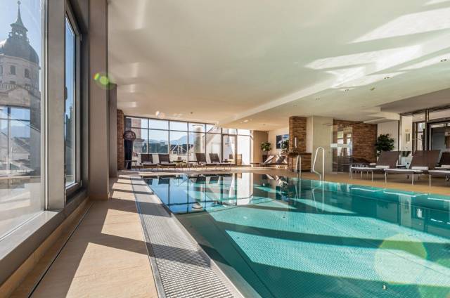 Piscina interior