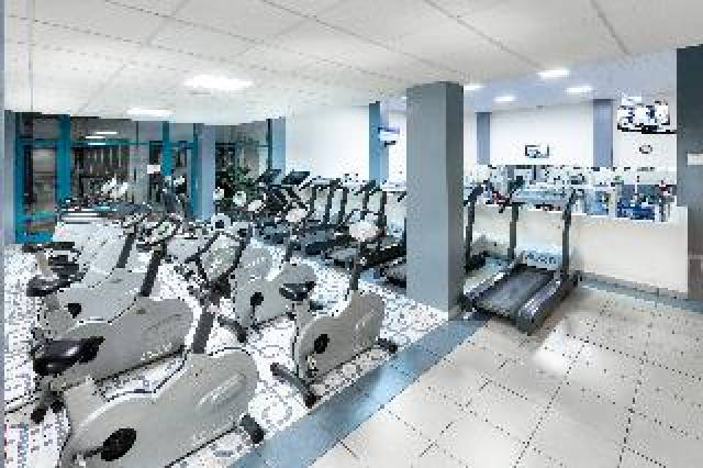 Desportos y Entretenimento
