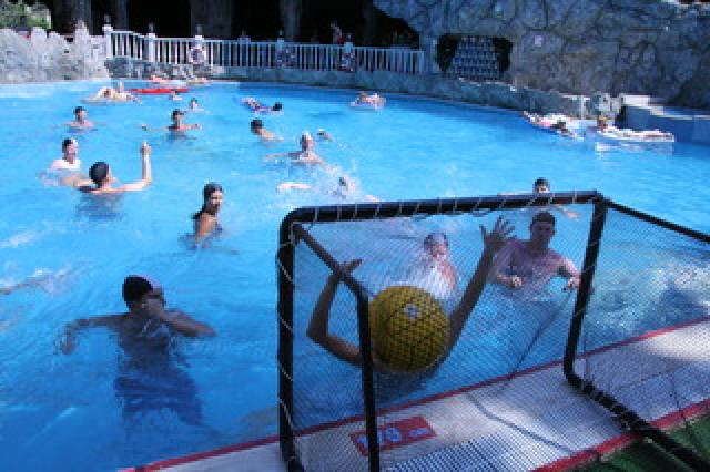 Desportos y Entretenimento