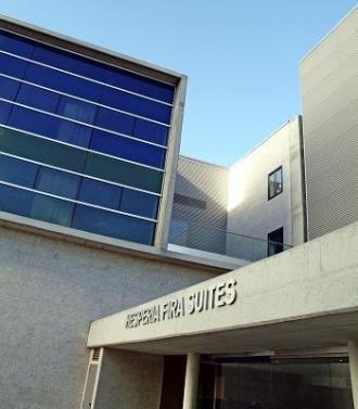 Hotel Hesperia Fira Suites