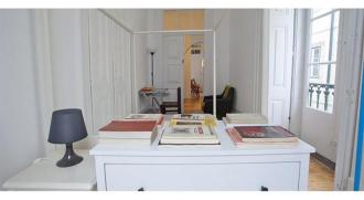 Locals Hostel & Suites