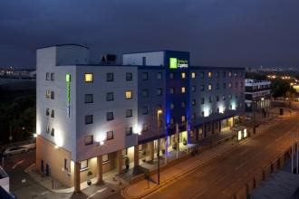 Holiday Inn Express London - Park Royal