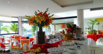 Ingleses Praia Hotel