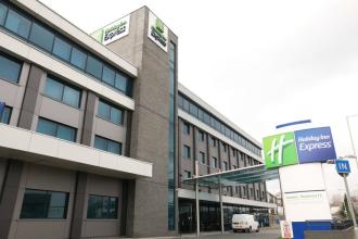 Holiday Inn Express London - Heathrow T5