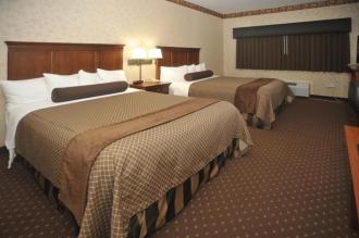 Best Western Plus Shamrock Inn & Suites