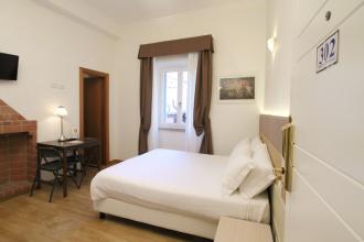 Best Suites Navona