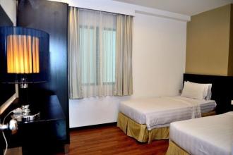 Likas Square Apartment Hotel