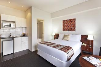 Macleay Serviced Apartments/Ho