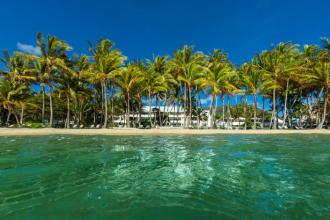 Alamanda Palm Cove by Lancemor