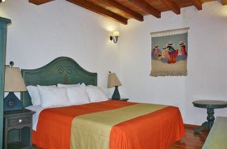 Meson De La Merced Hotel & Suites