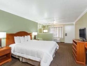 Travelodge Anaheim International Inn