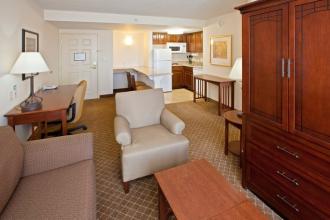 Staybridge Suites Indianapolis-Airport