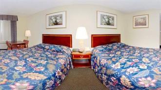 Econolodge Inn & Suites