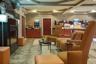 Holiday Inn Express & Suites A