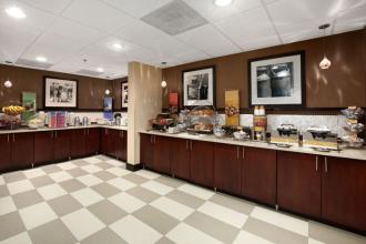 Hampton Inn Charleston-Southridge