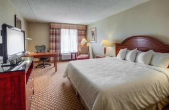 Hilton Garden Inn Norwalk Hotel