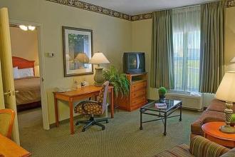 Homewood Suites By Hilton Indpls Airport / Plainfield In