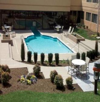 Doubletree Suites By Hilton Nashville Airport