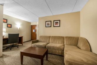 Comfort Inn & Suites