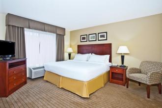 Holiday Inn Express & Suites E