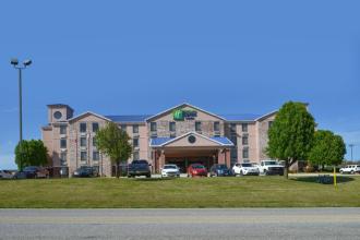 Holiday Inn Express & Suites H