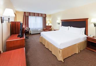 Holiday Inn Express & Suites L