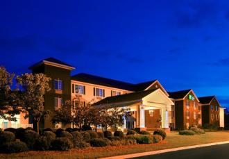 Holiday Inn Express & Suites A