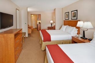 Holiday Inn Express & Suites B