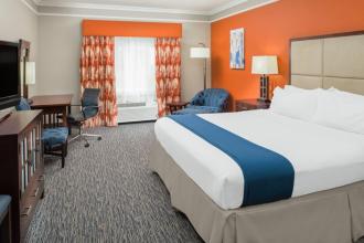 Holiday Inn Express & Suites A